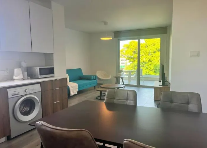 Phaedrus Living Coral Aura *